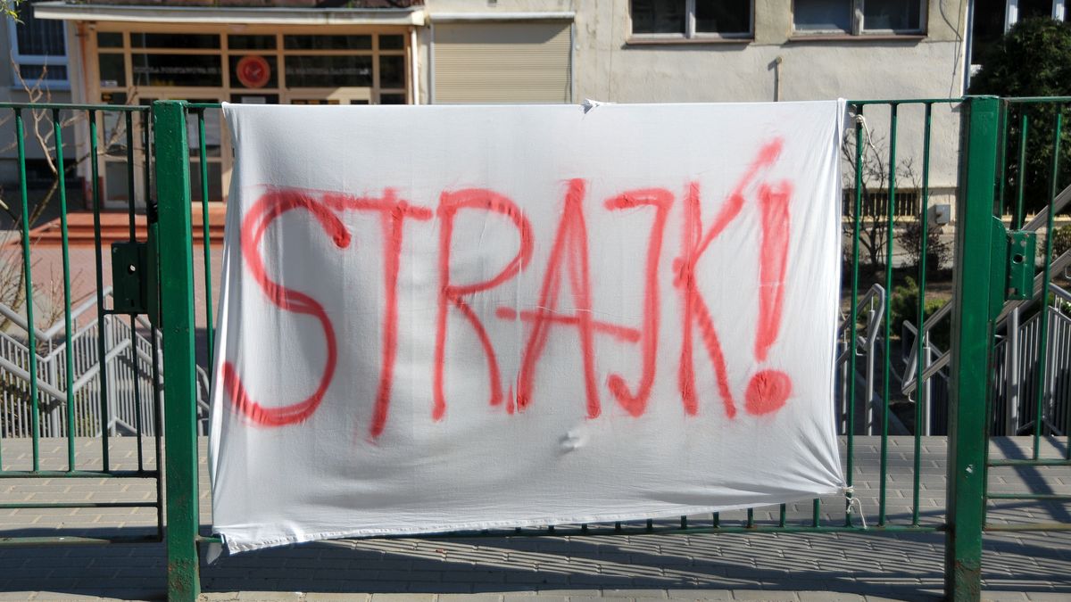 Reforma edukacji w praktyce. Nauczyciele zostają bez pieniędzy