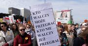 Nauczyciele czekają na rekompensaty. Za strajk potrącono im z pensji, zabrano dodatki. "Władze nie robią nic"