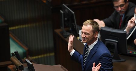 Poseł PO Sławomir Nitras dopiero rozpoczął kampanię, a już ma problemy. Zdjęto jego plakaty wyborcze