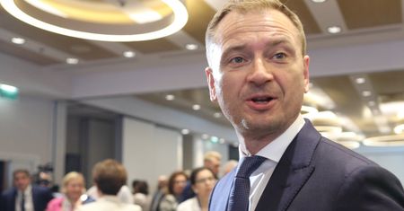 "Donald Tusk był dobrym premierem, ale szefem partii nieco gorszym". Sławomir Nitras w szczerym wywiadzie