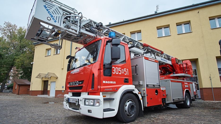 Kraków. Sprawę rozpylenia gazu w szkole bada policja