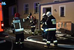 Kamienna Góra. Pożar kamienicy. Matka z dziećmi w szpitalu