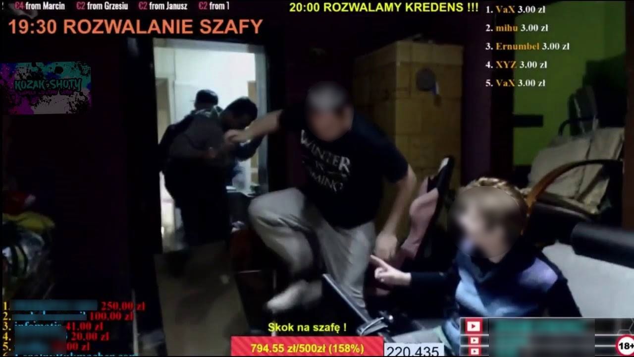 Znany patostreamer skazany. Za pobicia i kierowanie gróźb karalnych