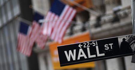 Spadki na Wall Street. Koronawirus sieje niepokój wśród inwestorów
