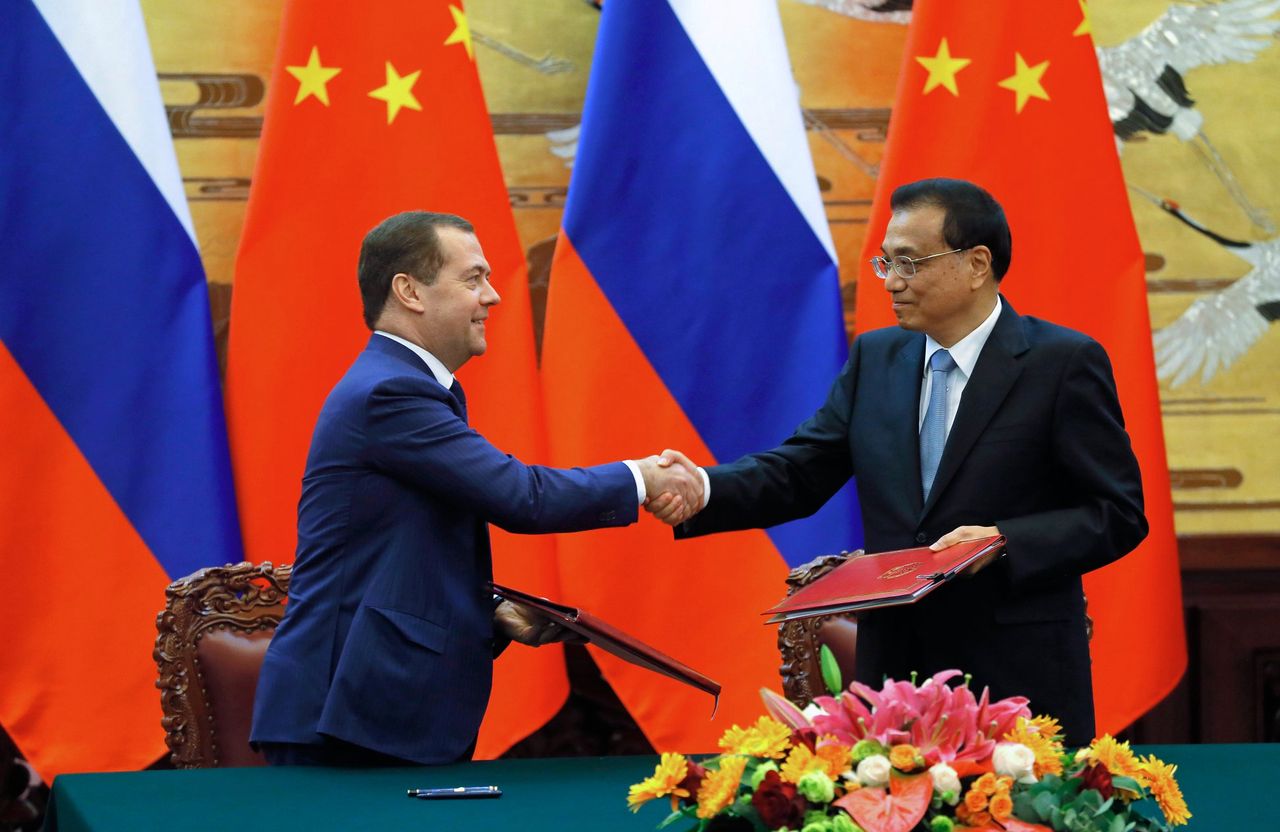 Rosja i Chiny w coraz bliższych relacjach. Zagrożą USA?