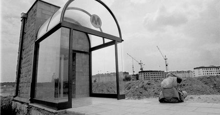 Warszawskie metro rodziło się w bólach. Tak wygląda jego historia