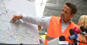 Rafał Trzaskowski ma pomysł na komunikację. Wczoraj taśma, dziś nowe nitki... metra