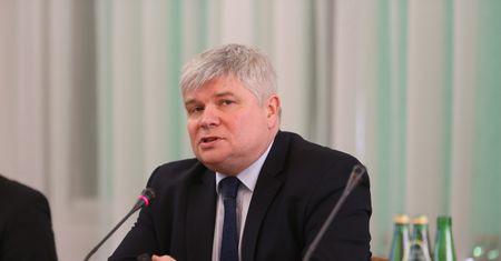 "Widziałem ewidentne kłamstwa". Maciej Lasek o filmie komisji Macierewicza