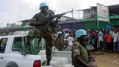 Patrol wojsk ONZ na ulicach stolicy Liberii