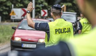 Od 1 października bez dowodu rejestracyjnego i potwierdzenia OC. Dokumenty można zostawić w domu