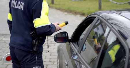 Pijany ksiądz potracił 56-letniego mężczyznę. Tuż przy przejściu dla pieszych