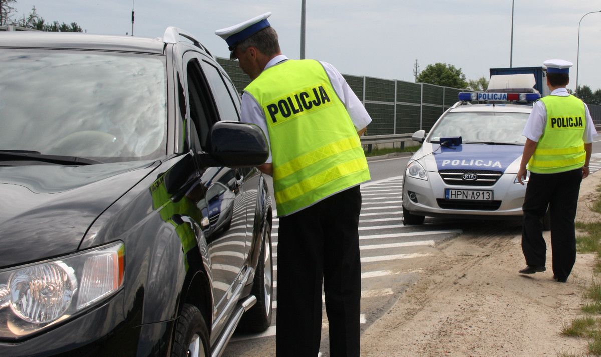 Więcej kamerek dla funkcjonariuszy. Próby wręczenia łapówek są skazane na niepowodzenie