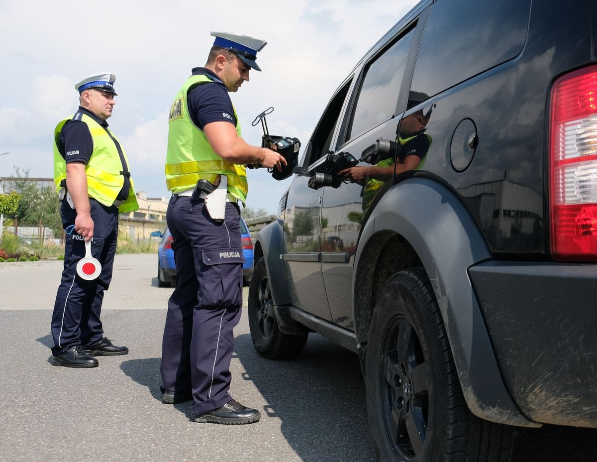 Akcja "TRUCK&BUS". Policja sprawdza przewożenie ludzi i towarów