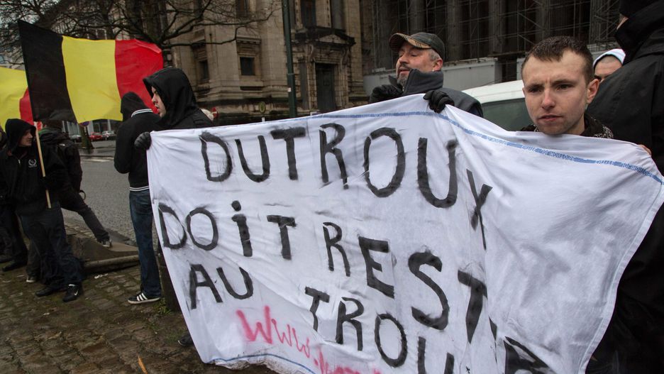 Protest przeciwko wypuszczeniu z więzienia Marka Dutroux w 2013 r. 
