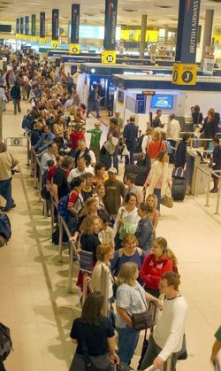 Chaos na lotnisku w Londynie, odwołany lot z Warszawy