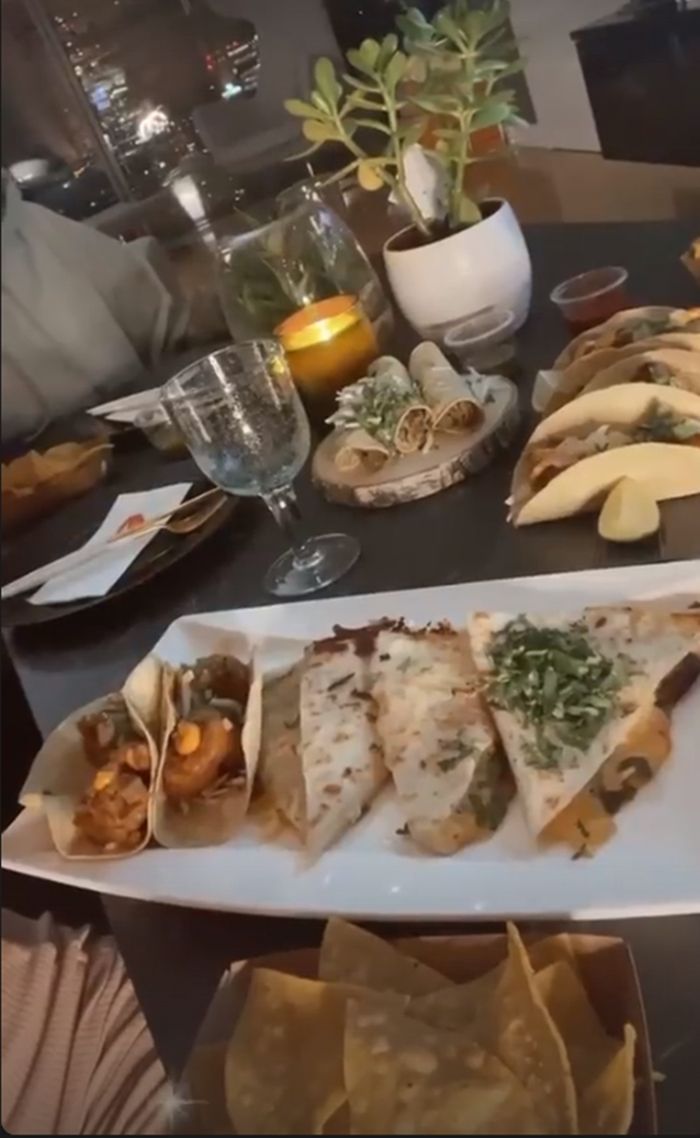 Klaudia Halejcio - co je w ciąży