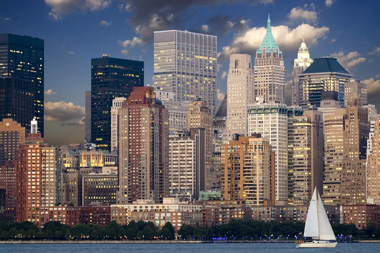 Manhattan z oddali 