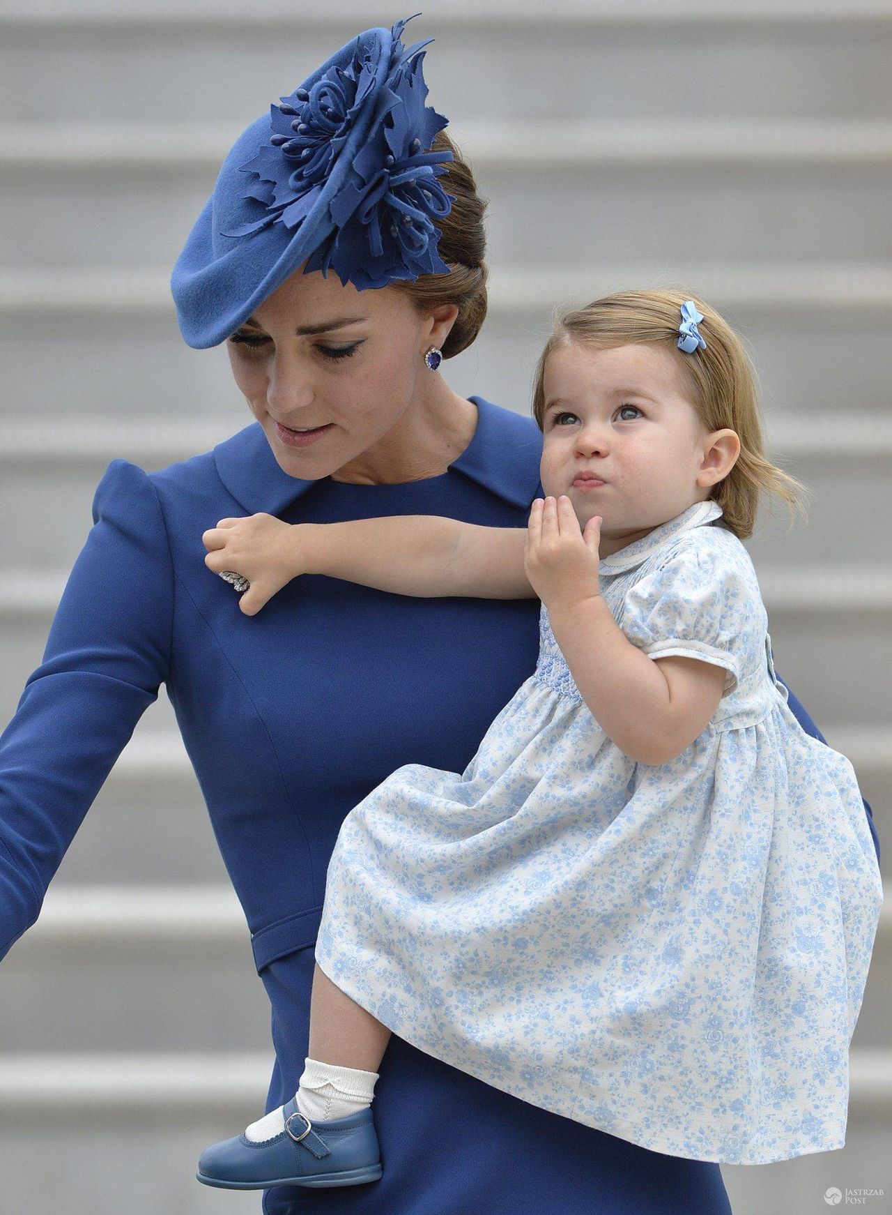 Księżna Kate, księżniczka Charlotte w Kanadzie