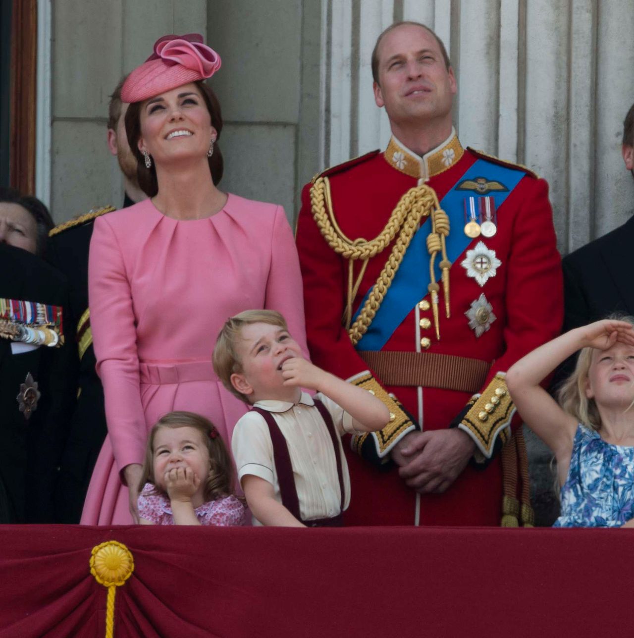 Księżna Kate - Trooping of the colour 2017

kreacja: Alexander McQueen