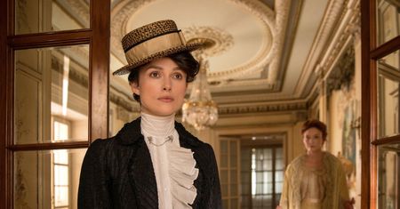 Keira Knightley w ostrej scenie. Zagrała kontrowersyjną pisarkę