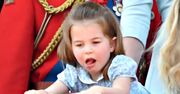 Mała Charlotte naśladowała królową Elżbietę. Nagranie bawi do łez