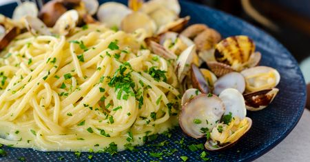 Zamówili rybę i spaghetti w Rzymie. Rachunek nie mieści się w głowie