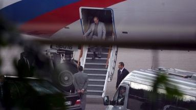 Prezydent Putin opuszcza samolot