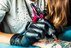 Chcesz sobie zrobić tatuaż? Barwniki są zatrute. Naukowcy znaleźli w nich arsen