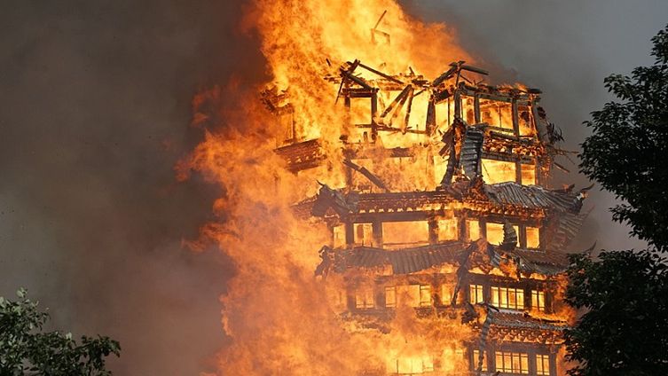 Mimo szybkiej reakcji straży pożarnej, nie udało się powstrzymać ognia