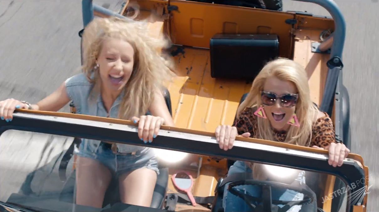 Britney Spears i Iggy Azalea Pretty Girls - teledysk na youtube
