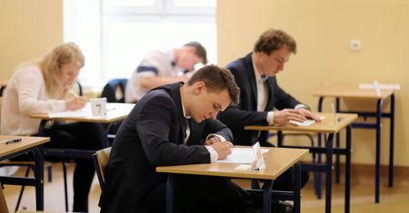 Matura 2019. Arkusze z języka polskiego. „Dziady” i „Samotność” w ostatnim zadaniu