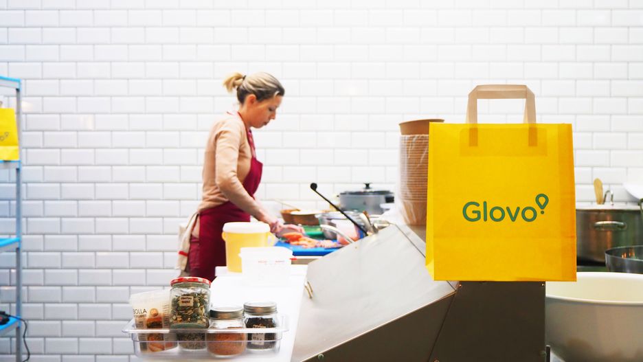 Glovo działa w Polsce.