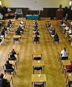 Quiz maturalny z Operonem - wiedza o społeczeństwie