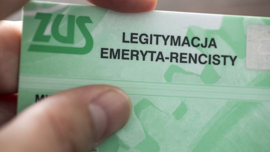Kobiety średnio otrzymałyby o 550 zł więcej