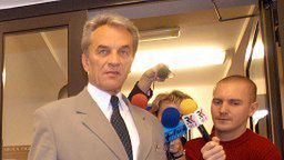 Andrzej Jagiełło opuszcza Prokuraturę Okręgową w Kielcach