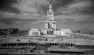 Pałac Kultury i Nauki znów będzie biały. Rozpoczęto akcję czyszczenia budynku