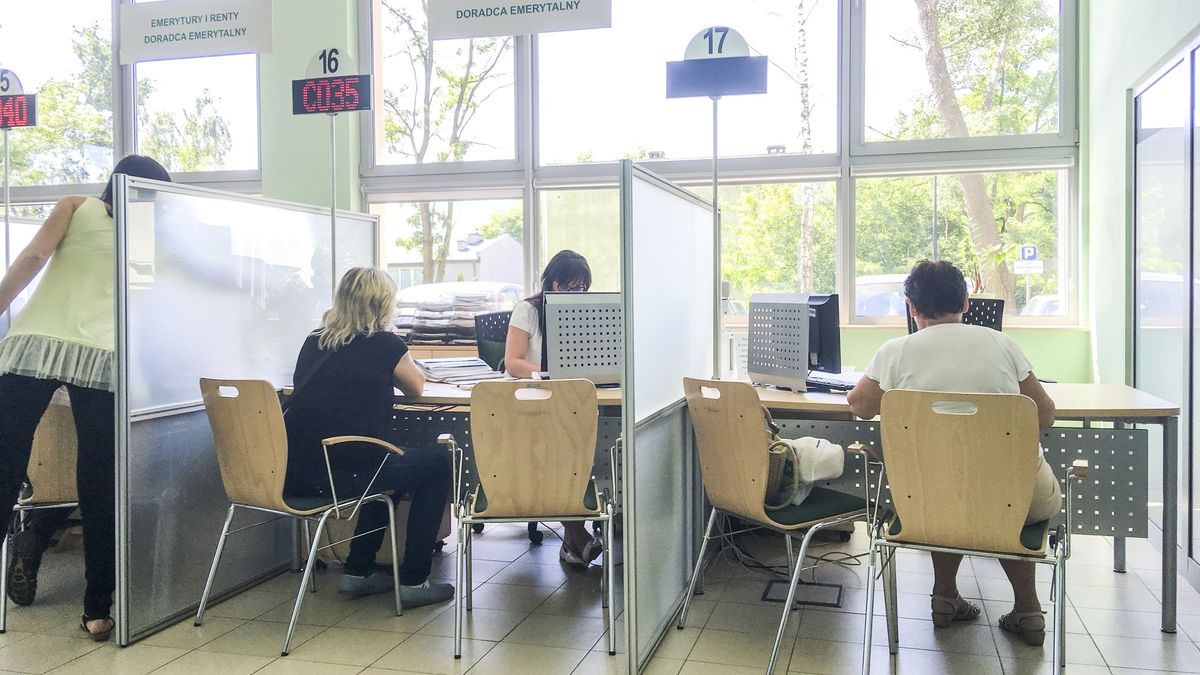 29 i 30 kwietnia trzynaste emerytury mają trafić na konta ponad miliona emerytów