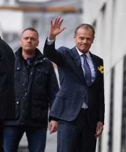Tak Donald Tusk zareagował na powitanie w Warszawie. Nie szczędził też mocnych słów