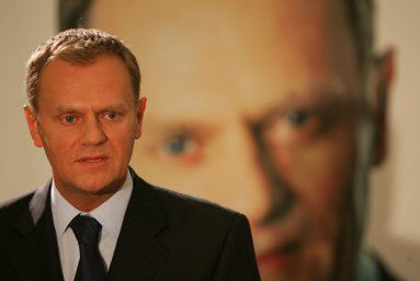 Tusk: Polska musi być też domem dla wyborców Cimoszewicza