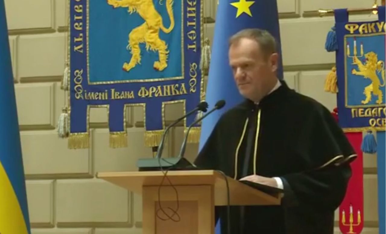 Lwów. Donald Tusk doktorem honoris causa