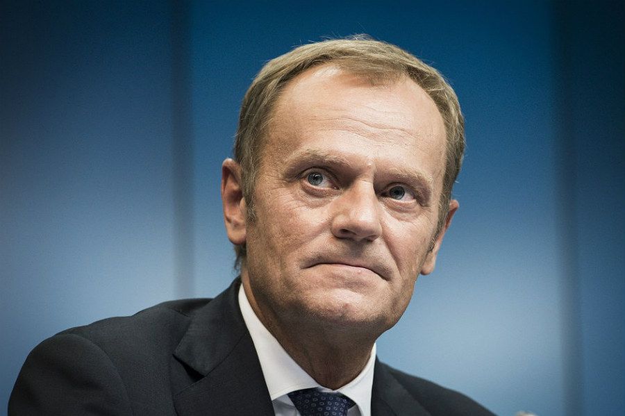 Tusk oddał hołd powstańcom. "Jesteśmy i będziemy różni, ale nigdy w tej sprawie"