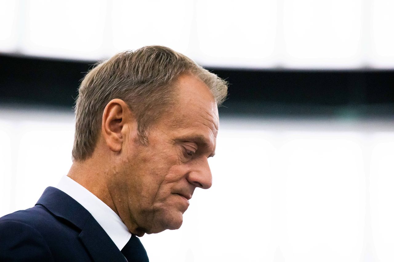 Donald Tusk tłumaczy powody rezygnacji z kandydowania. I wyznaje: jest mi trochę smutno