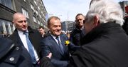 "Powinien wysiąść na Wschodnim". Komentarze do powitania zgotowanego Donaldowi Tuskowi