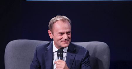 Spotkanie z Donaldem Tuskiem. Inteligentne show z humorem. "Żal, że nie startuje w wyborach"