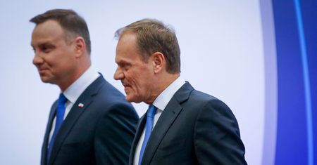 Tusk znacząco przegrywa z Dudą. Prezydenckie badanie dla Wirtualnej Polski