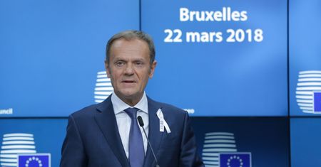 Tusk komentuje aferę wokół Cambridge Analytica. "Dane osobowe muszą być chronione"