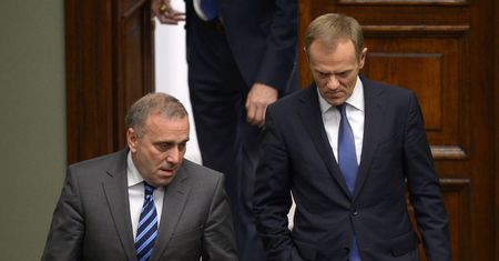 „Tusk nie wróci, Grzesiek może spać spokojnie”. Ten sondaż pogrąża liderów opozycji