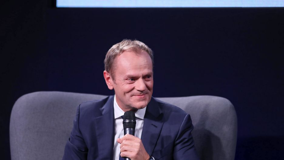 Donald Tusk był w świetnym nastroju podczas spotkania autorskiego nt. książki "Szczerze"