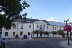 Biała Podlaska: "Katechizm Polaka" zawisnął na ratuszu