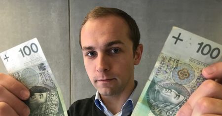 Jacek Kurski i Mariusz Błaszczak przysłali mi po stówie. Niestety to kasa z naszych kieszeni